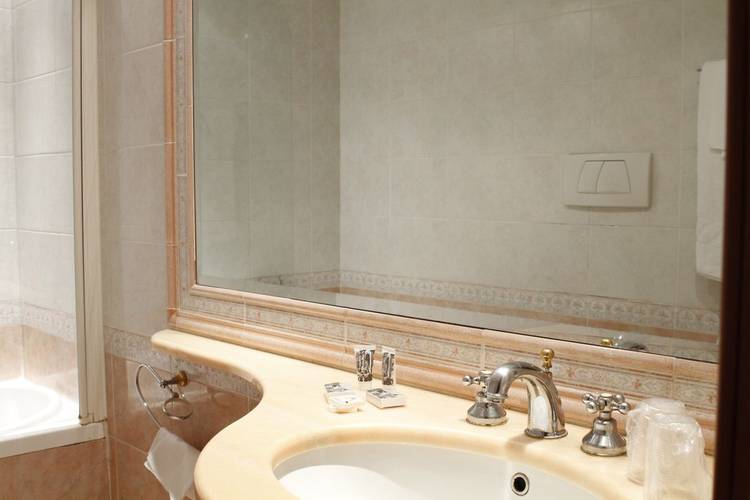 Bathroom Torino Hotel Rome