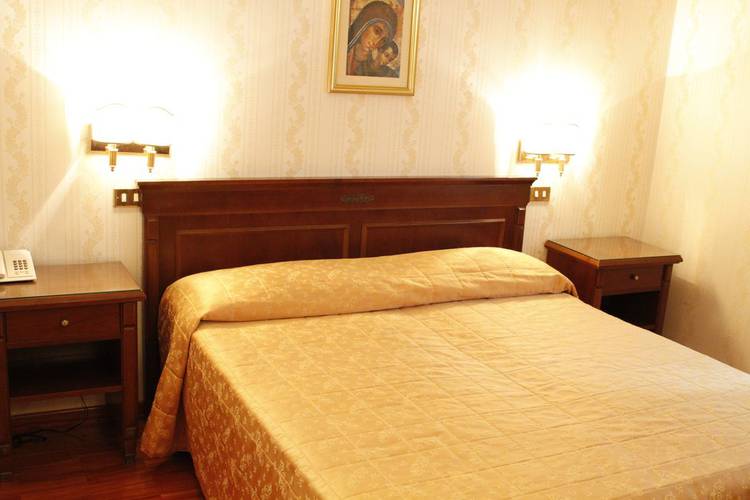 Standard double room for single use Torino Hotel Rome