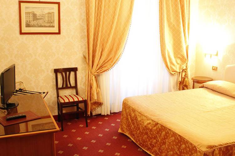 Standard double room Torino Hotel Rome Standard double room Torino Hotel Rome