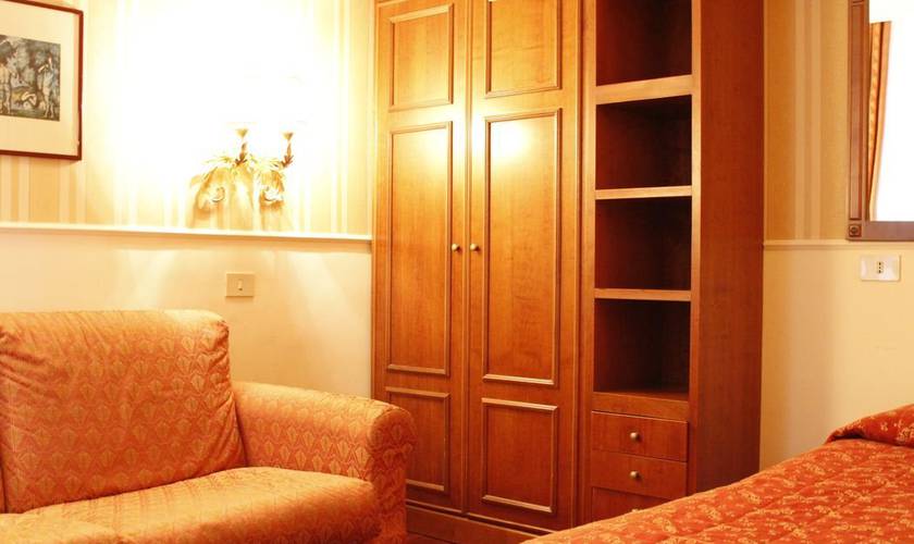 Chambre simple Hôtel Torino Rome Chambre simple Hôtel Torino Rome