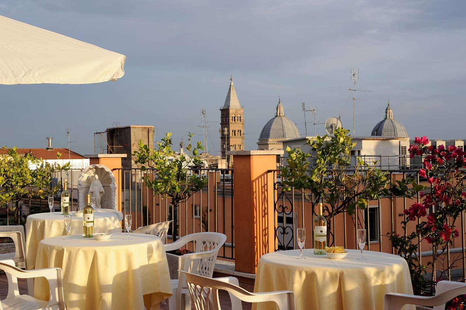 Goditi la nostra terrazza panoramica Hotel Torino Roma